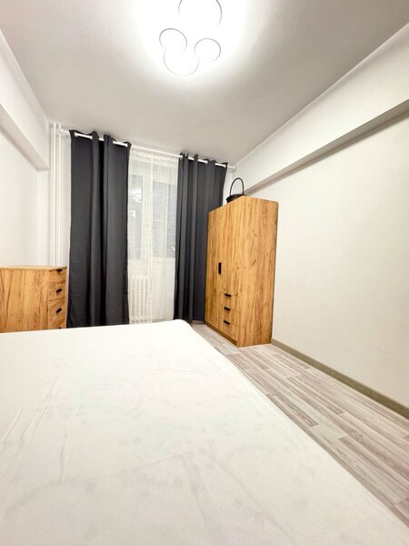 Tineretului, Parc, Metrou