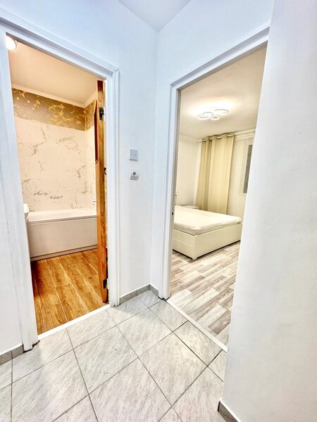 Tineretului, Parc, Metrou